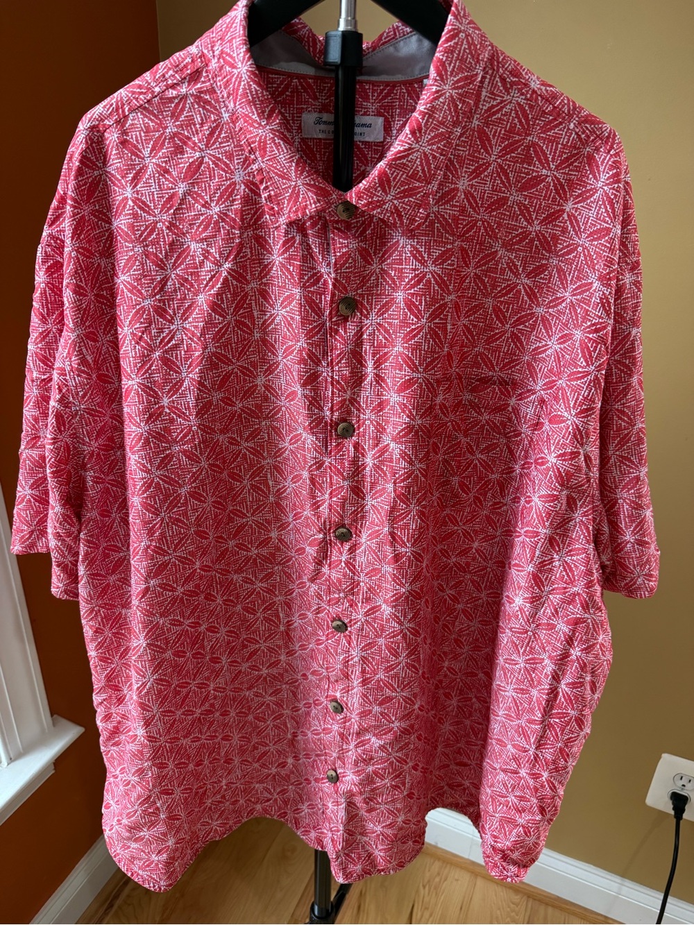 Tommy Bahama Red Geometric Short-Sleeve Button-Down Shirt